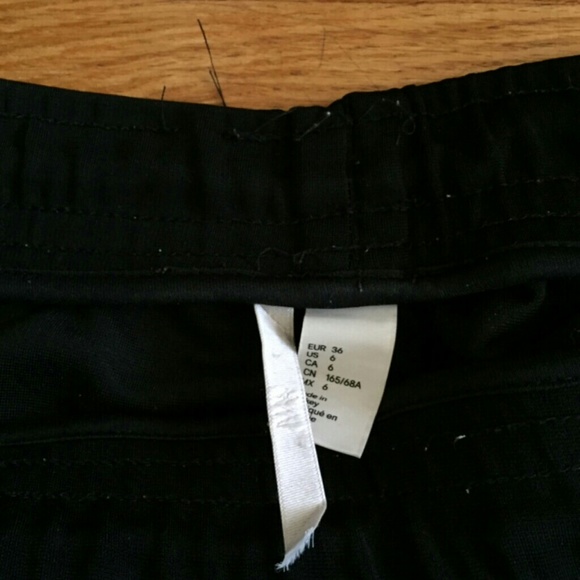 H&M Black Zipper Pants - Picture 5 of 6